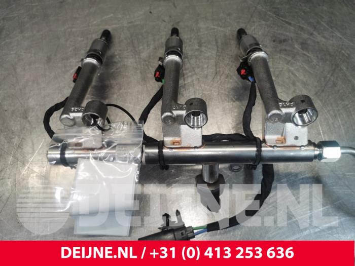 Gebruikte Galerij (Injectie) Volvo XC40 (XZ) 1.5 T4 Plug-in Hybrid 12V Prijs € 211,75 Inclusief btw aangeboden door van Deijne Onderdelen Uden B.V.