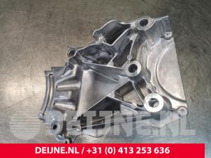 Volvo XC40 Motorlager O152020 foto 4
