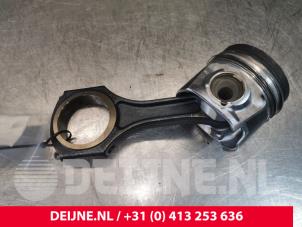 Gebruikte Zuiger Mercedes Vito (639.6) 2.2 110 CDI 16V Euro 5 Prijs € 60,50 Inclusief btw aangeboden door van Deijne Onderdelen Uden B.V.