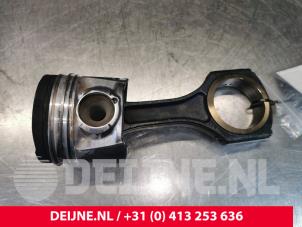 Gebruikte Zuiger Mercedes Vito (639.6) 2.2 110 CDI 16V Euro 5 Prijs € 60,50 Inclusief btw aangeboden door van Deijne Onderdelen Uden B.V.