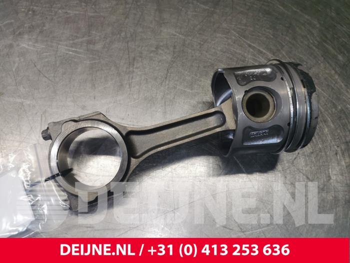 Ford Transit Kolben O152268