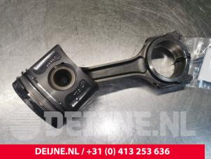 Gebruikte Zuiger Ford Transit Prijs € 72,60 Inclusief btw aangeboden door van Deijne Onderdelen Uden B.V.