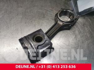 Ford Transit Piston O152270 photo 2