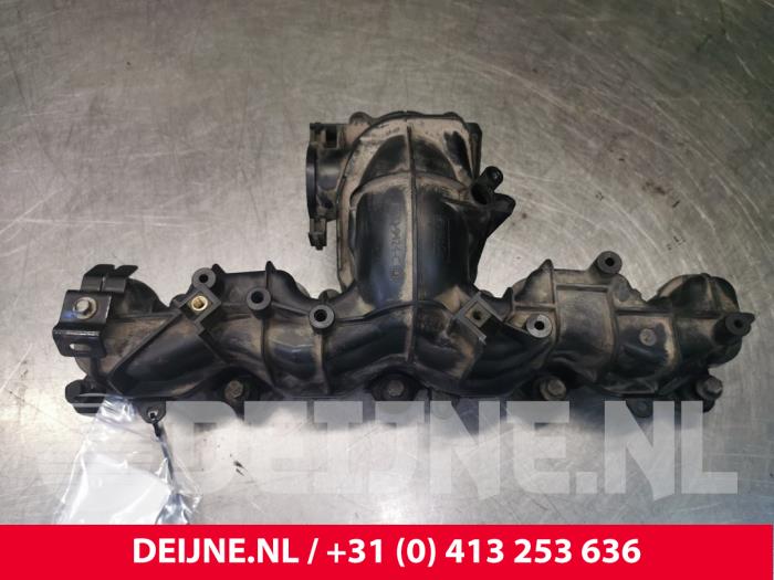 Gebruikte Inlaatspruitstuk Ford Transit Prijs € 121,00 Inclusief btw aangeboden door van Deijne Onderdelen Uden B.V.
