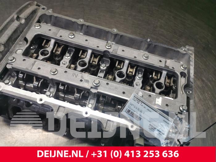 Gebruikte Cilinderkop Ford Transit Custom Prijs € 907,50 Inclusief btw aangeboden door van Deijne Onderdelen Uden B.V.