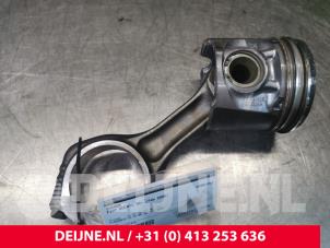 Fiat Ducato Piston O152347 photo 2