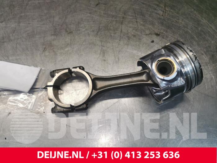 Gebruikte Zuiger Volkswagen Transporter Prijs € 96,80 Inclusief btw aangeboden door van Deijne Onderdelen Uden B.V.