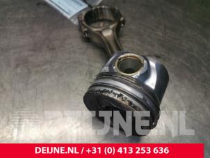 Volkswagen Transporter Kolben O152435 foto 3