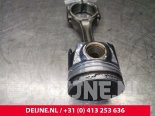 Volkswagen Transporter Kolben O152436 foto 3