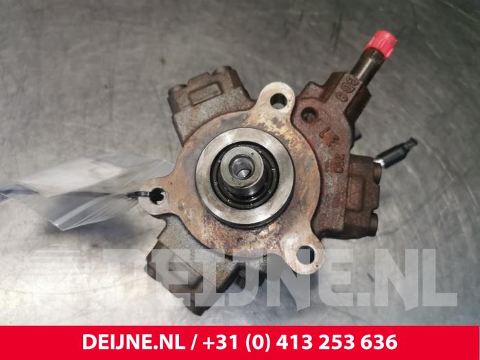 Ford Transit Brandstofpomp Mechanisch O152497