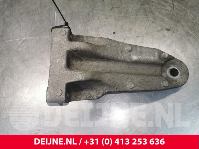 Ford Transit Motorsteun O152505