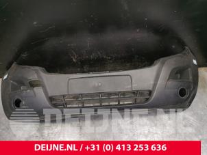 Gebruikte Bumper voor Opel Movano 2.3 CDTi 16V RWD Prijs € 242,00 Inclusief btw aangeboden door van Deijne Onderdelen Uden B.V.