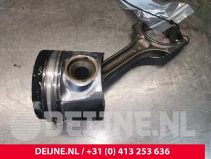 Volvo XC60 Piston O152563 photo 2