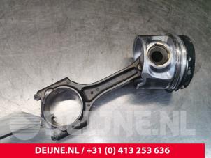 Gebruikte Zuiger Volvo S80 (AR/AS) 2.0 D4 16V Prijs € 100,00 Margeregeling aangeboden door van Deijne Onderdelen Uden B.V.