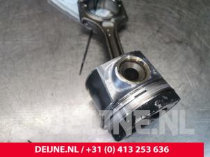 Volvo S80 Zuiger O152575 foto 2