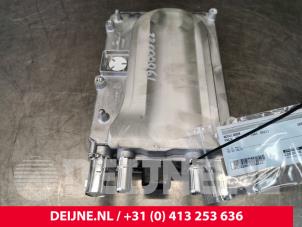 Gebruikte Acculader Volvo V60 II (ZW) 2.0 T6 16V Twin Engine Prijs € 650,00 Margeregeling aangeboden door van Deijne Onderdelen Uden B.V.