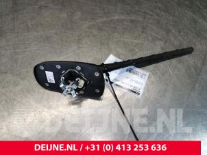Volkswagen Crafter Antenna O152623 photo 3