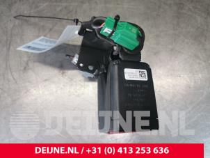 Volvo V60 Sicherheitsgurt Schließe Mitte hinten O152636 foto 2