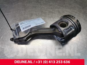 Gebruikte Zuiger Ford Transit Prijs € 211,75 Inclusief btw aangeboden door van Deijne Onderdelen Uden B.V.