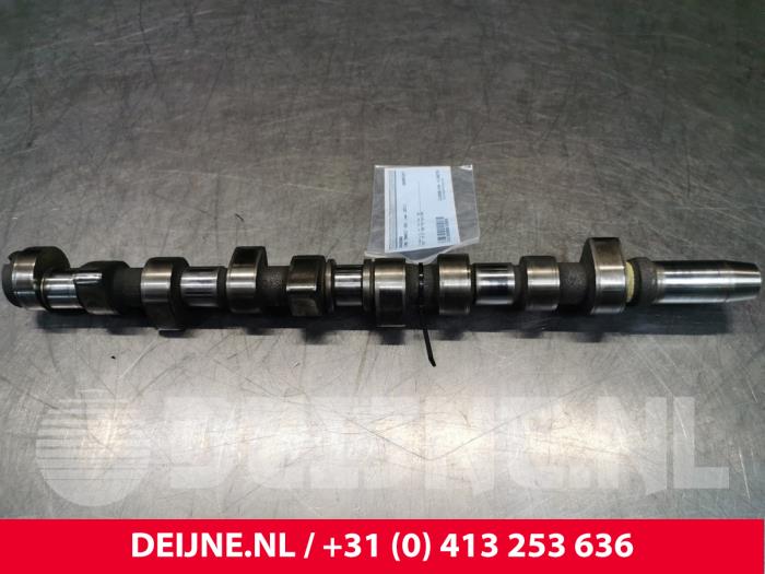 Gebruikte Nokkenas Ford Transit Connect 1.8 TDCi 90 Prijs € 151,25 Inclusief btw aangeboden door van Deijne Onderdelen Uden B.V.