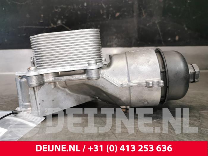 Gebruikte Oliefilterhuis Fiat Scudo (270) 1.6 D Multijet Prijs € 90,75 Inclusief btw aangeboden door van Deijne Onderdelen Uden B.V.