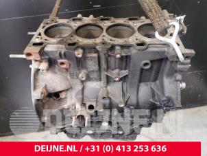 Opel Vivaro Motor Unterblock O152687 foto 2