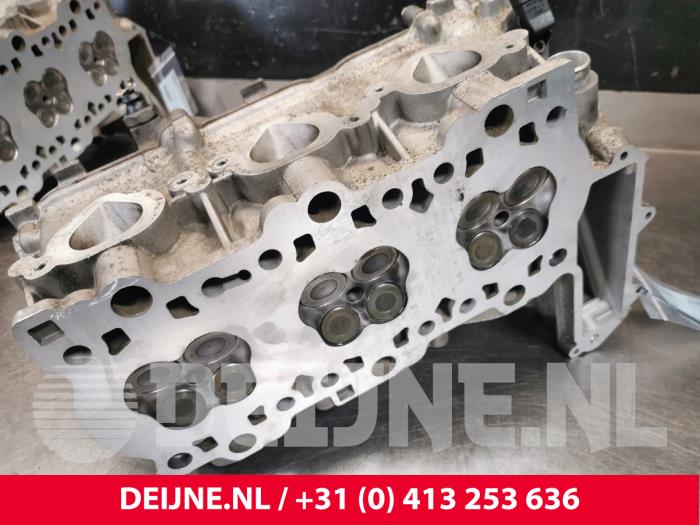 Porsche Boxster Cylinder head O152769
