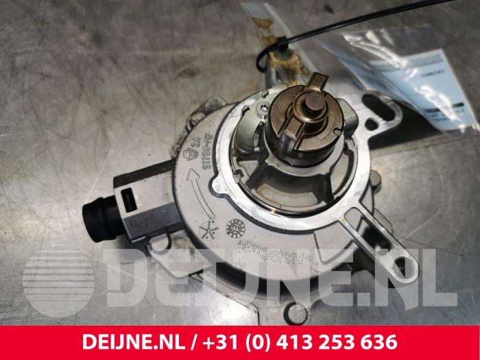 Gebruikte Vacuumpomp (Diesel) Volvo V40 (MV) 1.6 T3 GTDi 16V Prijs € 80,00 Margeregeling aangeboden door van Deijne Onderdelen Uden B.V.