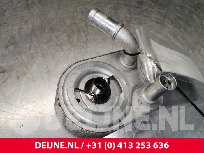 Gebruikte Oliekoeler Volvo V40 (MV) 1.6 T3 GTDi 16V Prijs € 100,00 Margeregeling aangeboden door van Deijne Onderdelen Uden B.V.