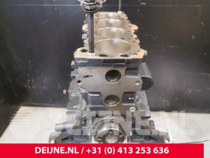 Hyundai H100 Engine crankcase O153003 photo 4