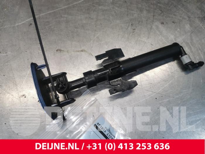 Volvo XC40 Scheinwerfersprüher O153090