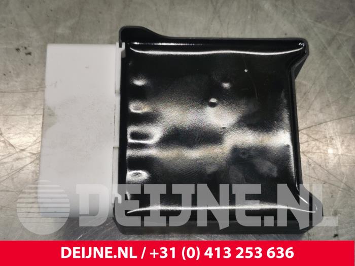 Gebruikte Brandstofpomp module Volvo XC40 (XZ) 1.5 T4 Plug-in Hybrid 12V Prijs € 75,00 Margeregeling aangeboden door van Deijne Onderdelen Uden B.V.