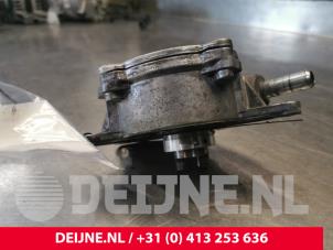 Mercedes Vito Vacuum pump (diesel) O153118 photo 3
