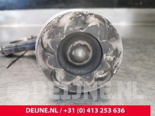 Mercedes Vito Piston O153176 photo 2