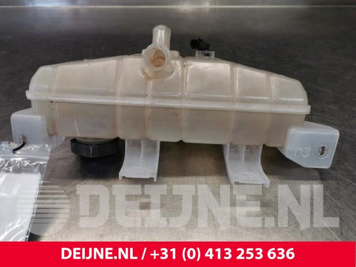 Tesla Model S Expansievat O153194