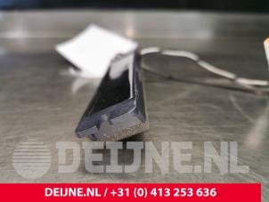 Tesla Model S Keyless entry antenna O153205 photo 2