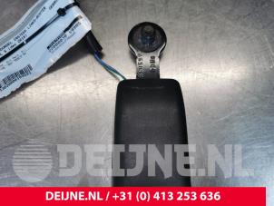 Tesla Model S Sicherheitsgurt Schließe links hinten O153221 foto 2