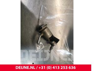 Gebruikte Injector adblue Mercedes Sprinter 3,5t (910.0/910.1/907.1/907.2) 314 CDI 2.1 D FWD Prijs € 181,50 Inclusief btw aangeboden door van Deijne Onderdelen Uden B.V.
