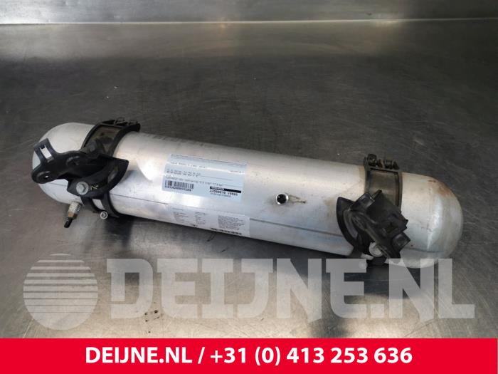 Tesla Model S Luftkessel O153266