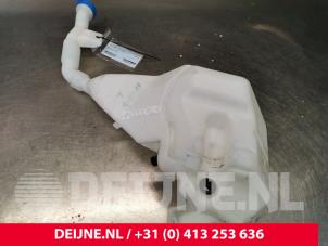 Tesla Model S Scheibensprühertank vorne O153355 foto 2