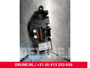 Mercedes Sprinter Kachel Weerstand O153428 foto 2