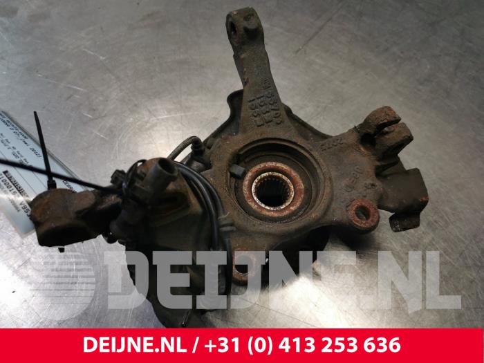 Opel Corsa Achsschenkel rechts vorne O153513