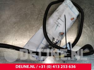 Tesla Model S Seat airbag (seat) O153540 photo 3