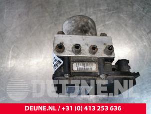 Fiat Scudo ABS pump O153554 photo 2
