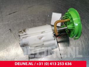 Volkswagen Passat Electric fuel pump O153576 photo 3