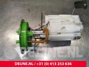 Volkswagen Passat Electric fuel pump O153576 photo 2