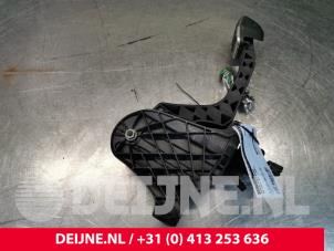 Volkswagen Golf Clutch pedal O153603 photo 4