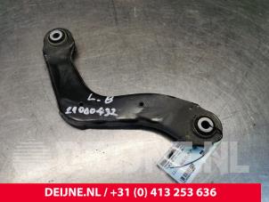 Gebruikte Draagarm boven links-achter Volvo XC40 (XZ) 2.0 D3 16V Prijs € 60,00 Margeregeling aangeboden door van Deijne Onderdelen Uden B.V.