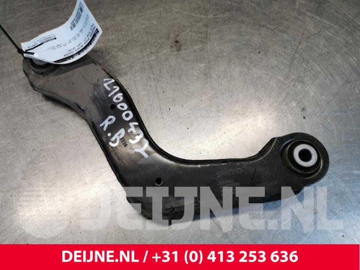 Volvo XC40 Querlenker oben rechts hinten O153685