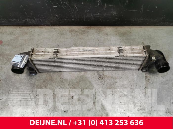 Gebruikte Intercooler Volvo V60 I (FW/GW) 2.0 D4 16V Prijs € 75,00 Margeregeling aangeboden door van Deijne Onderdelen Uden B.V.